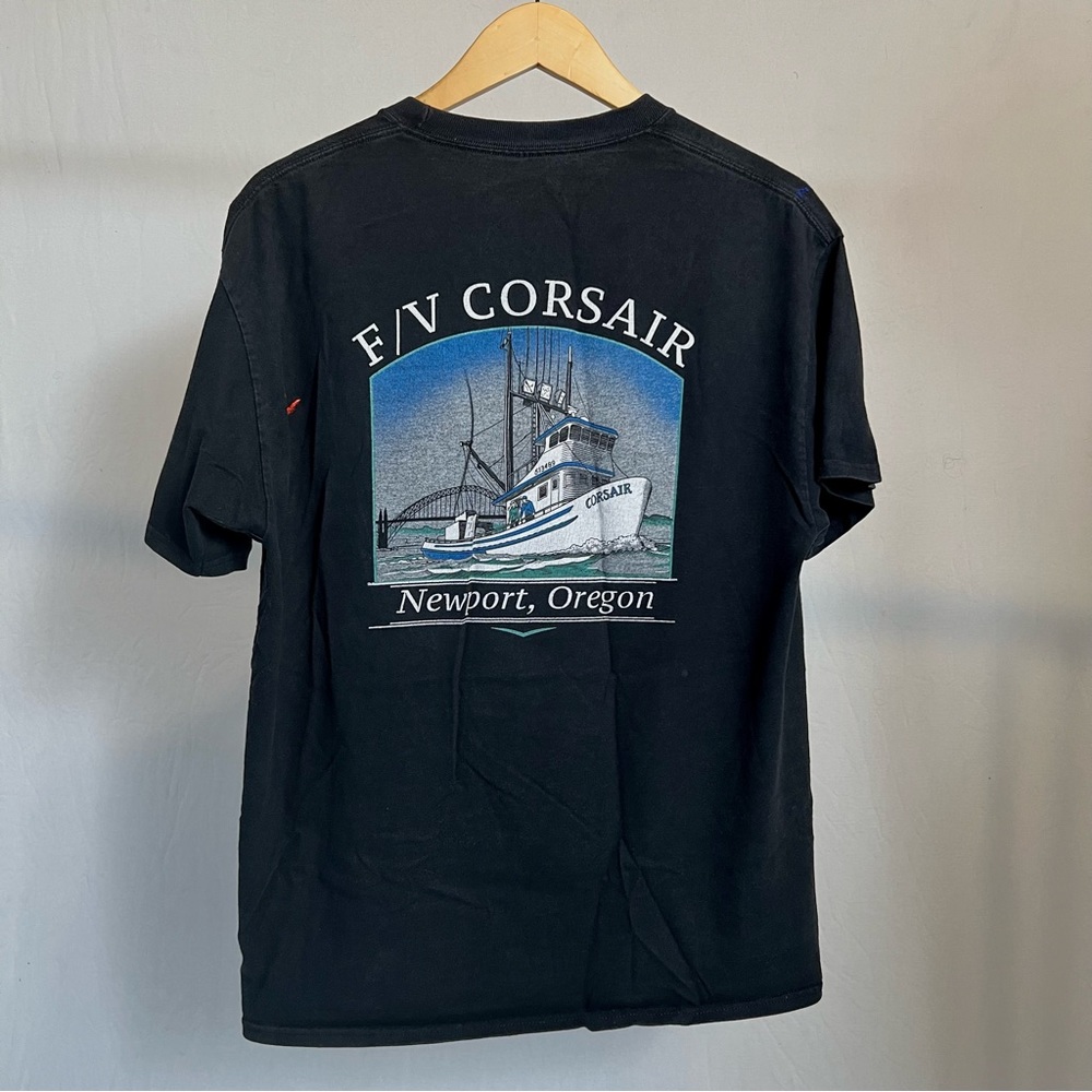 black newport oregon tee